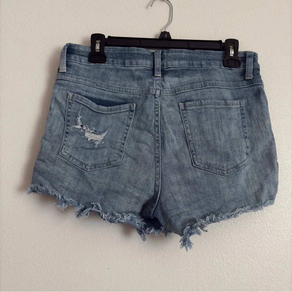 Just Black Magnetic Energy Light Denim Button-Fly Cutoff Shorts | size 29
